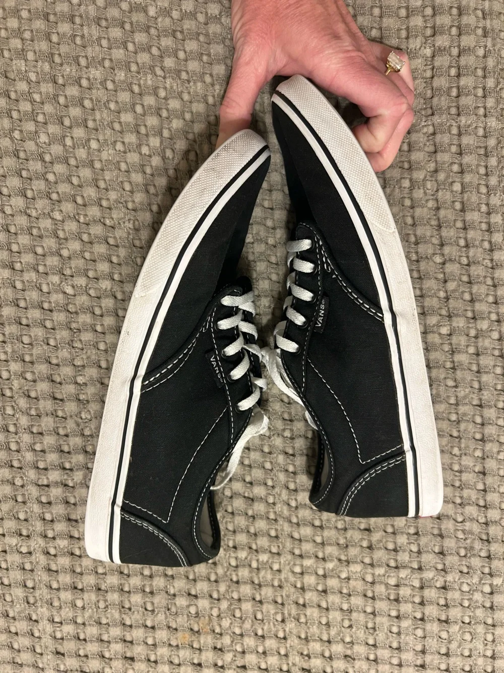 Vans Atwood Black Canvas Lace Up Sneakers Women’s 9 Classic Low Top Y2K